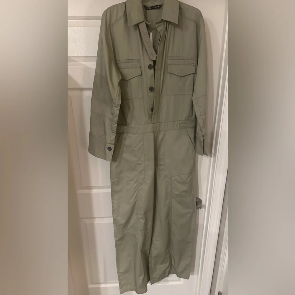 NEW Zara Jumpsuit - Size Large - Picture 5 of 6